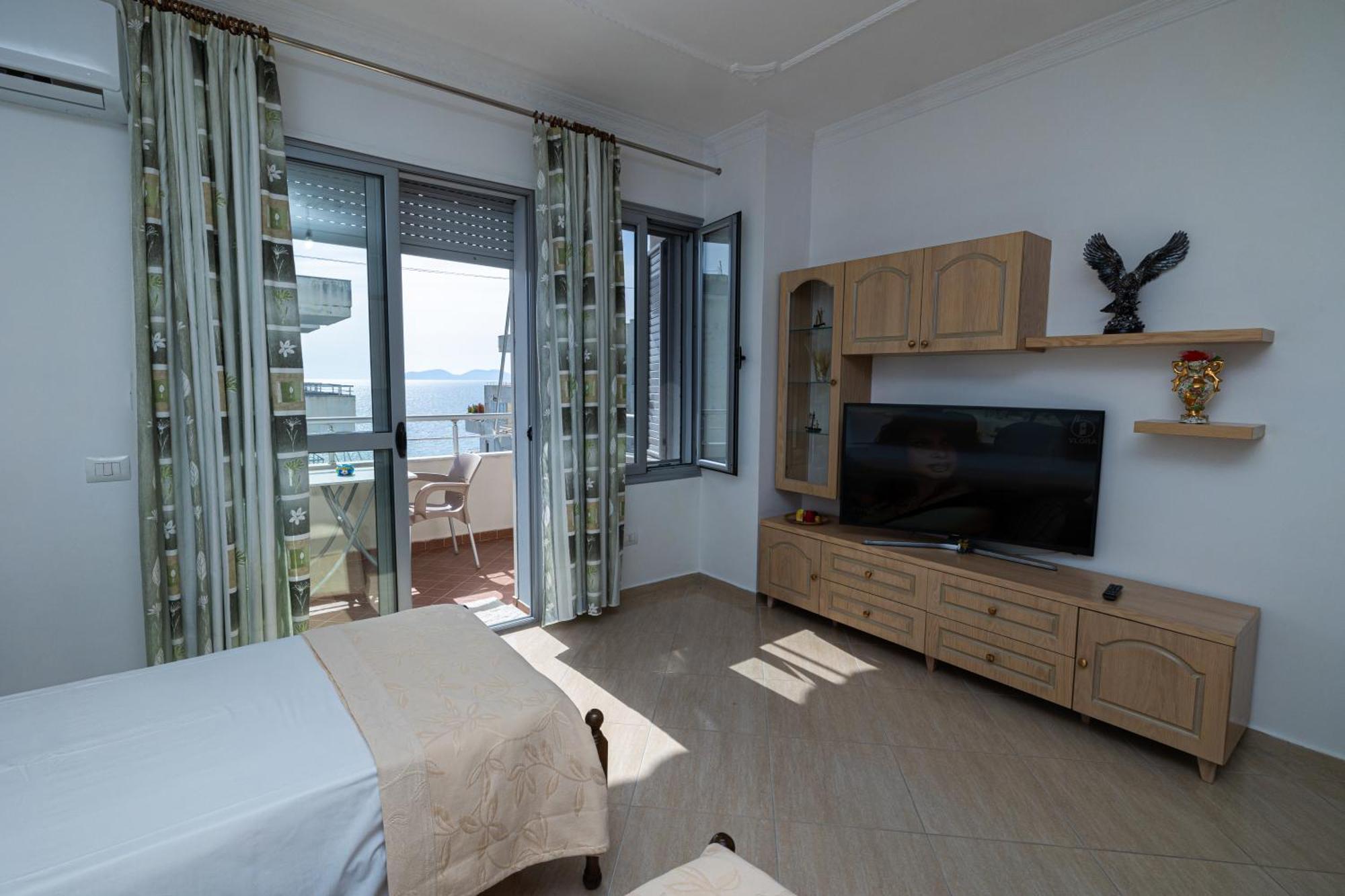 Lucas Apartment Vlore